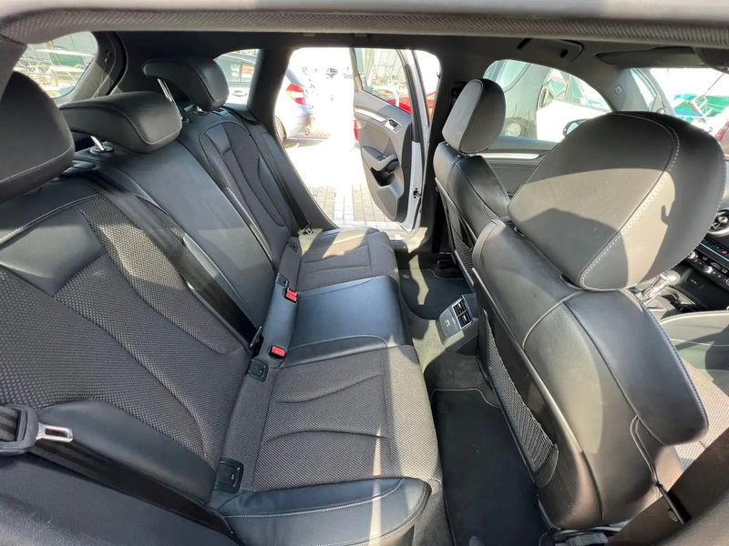 Audi A3 • 2020 • 55,000 km 10