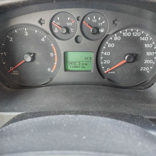 Ford Transit • 2011 • 2,550 km 5