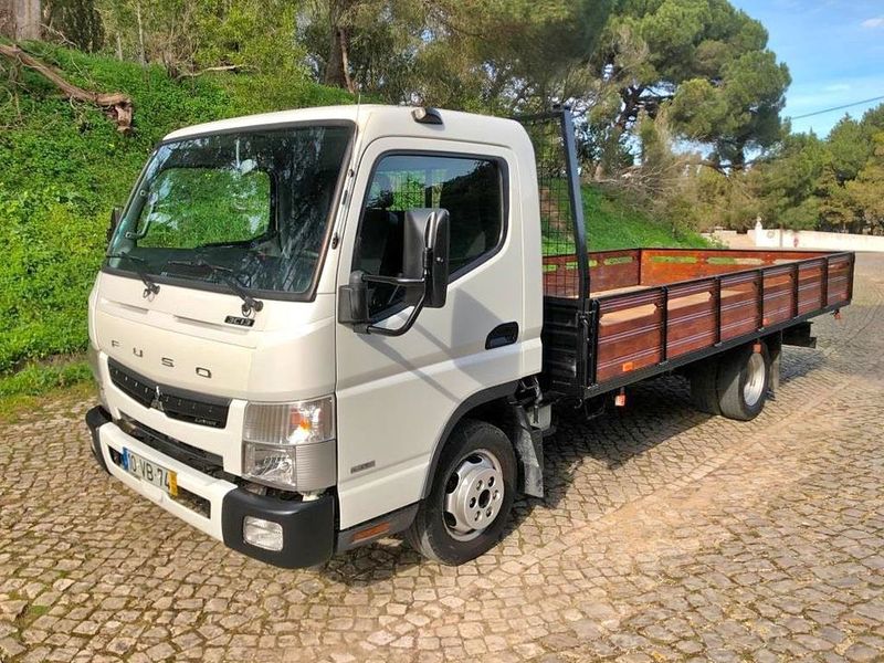 Mitsubishi Fuso canter • 2018 • 93,000 km 1