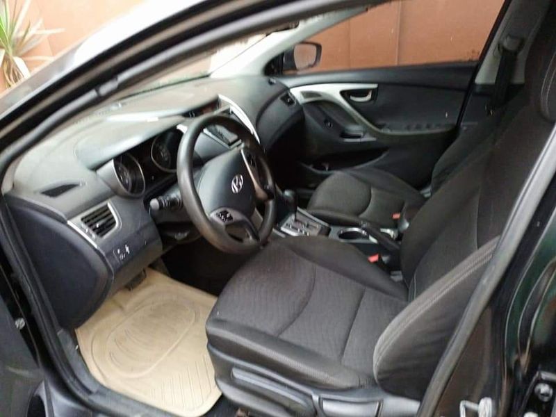Hyundai Elantra • 2016 • 50,000 km 2