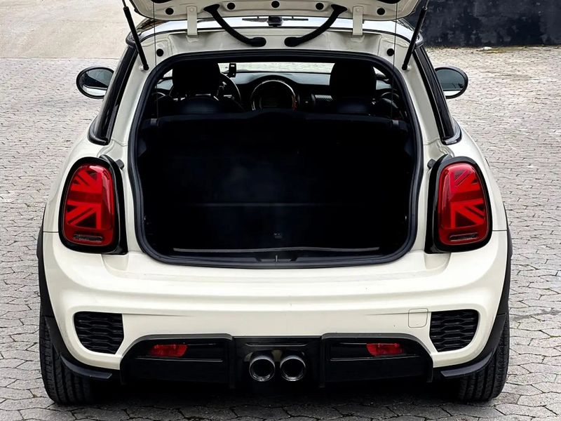 MINI Cooper • 2016 • 39,000 km 4