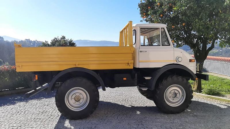 Mercedes-Benz Trieda S • 1975 • 41,000 km 3