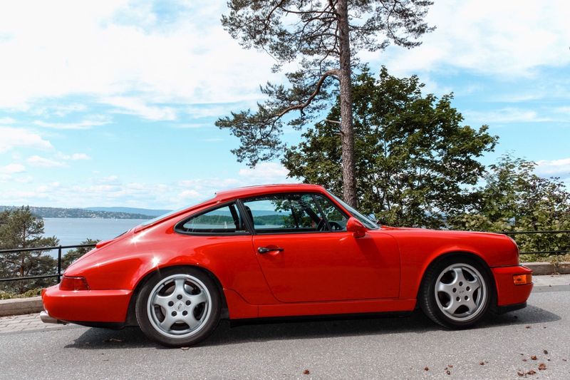 Porsche 911 • 1993 • 97,000 km 1