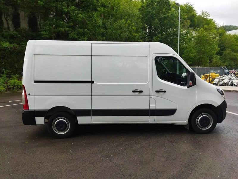 Opel Movano • 2021 • 25,000 km 7