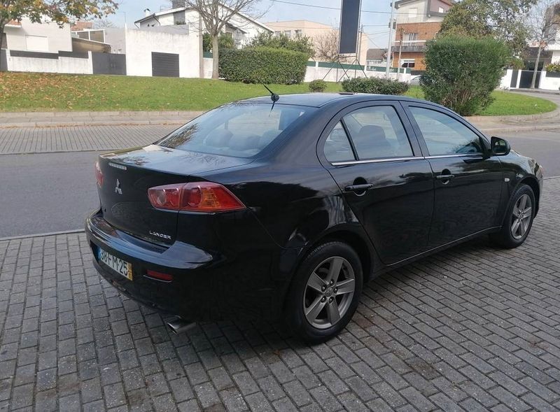 Mitsubishi Lancer • 2008 • 190,000 km 3