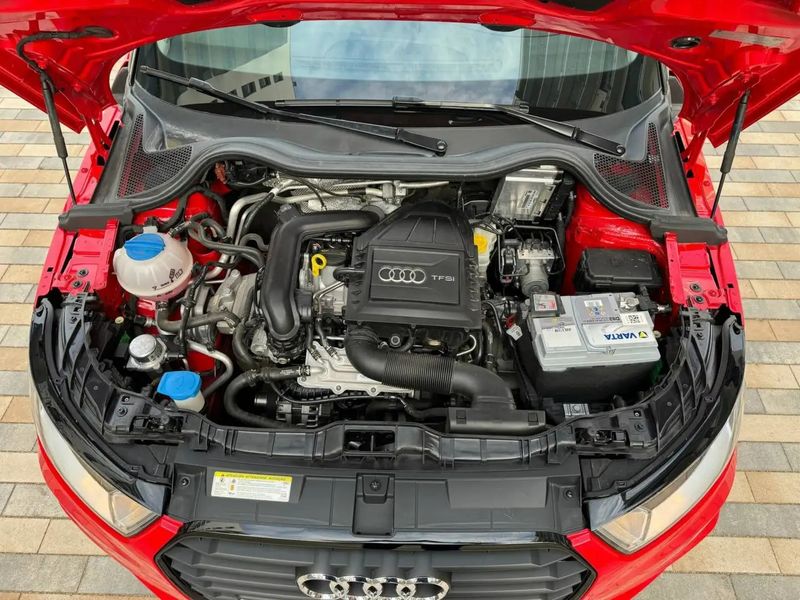 Audi A1 • 2015 • 32,000 km 9