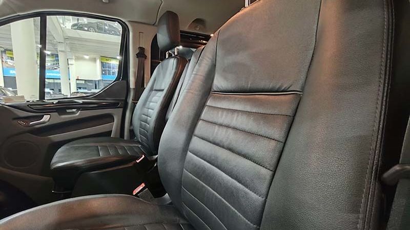 Ford Tourneo Custom • 2020 • 64,956 km 6