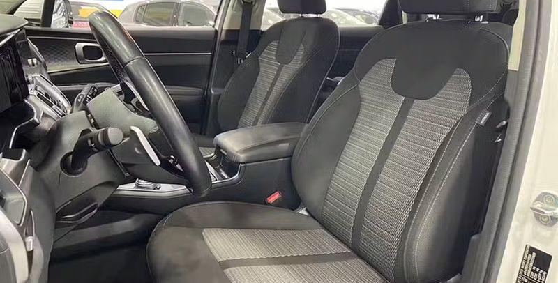 Kia Sorento • 2021 • 45,902 km 13