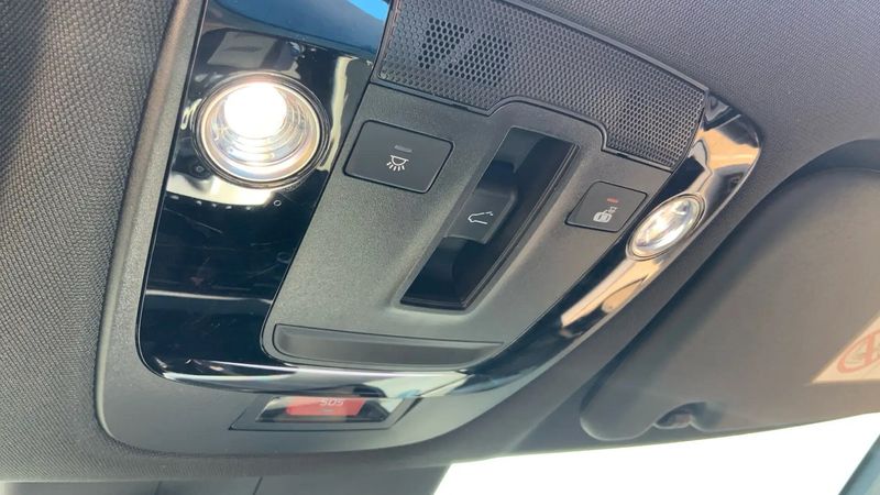 Kia K5 • 2024 • 2,235 km 12