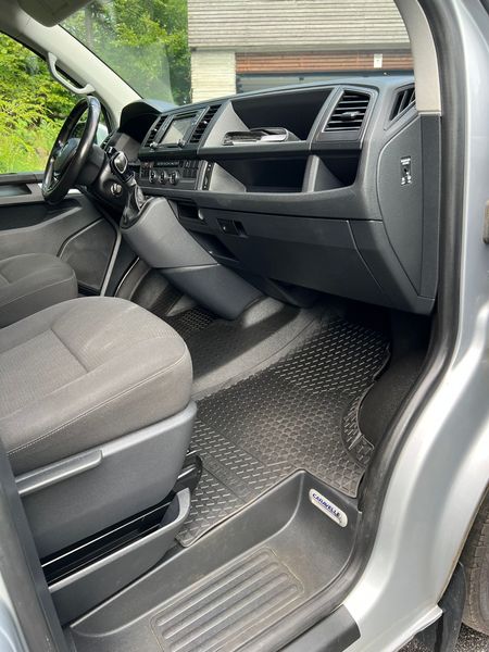 Volkswagen T5 Caravelle • 2018 • 144,800 km 7