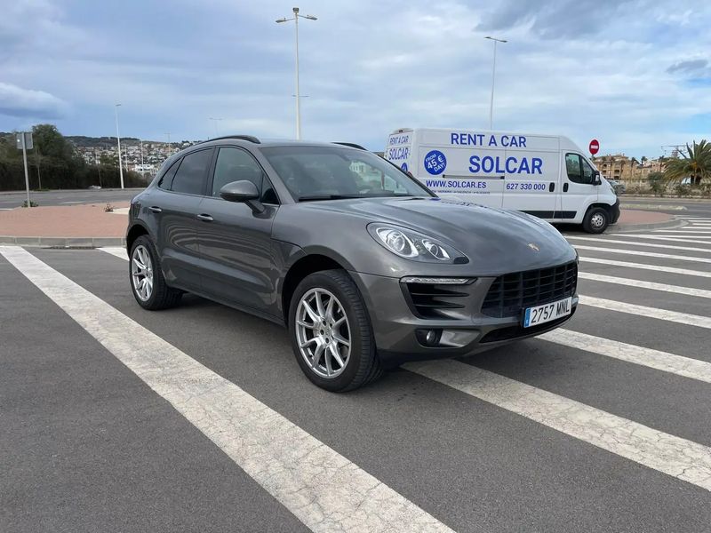 Porsche Macan • 2014 • 193,000 km 12