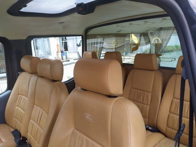 Ford Transit Connect Cargo Van • 1997 • 56,000 km 4