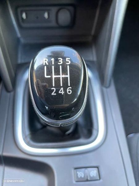 Renault Mégane • 2016 • 114,000 km 5