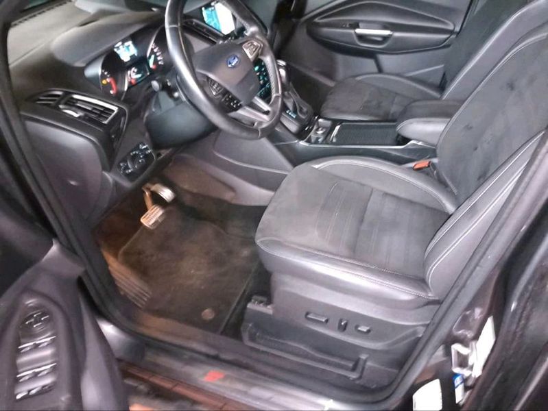 Ford Kuga • 2017 • 80,000 km 4