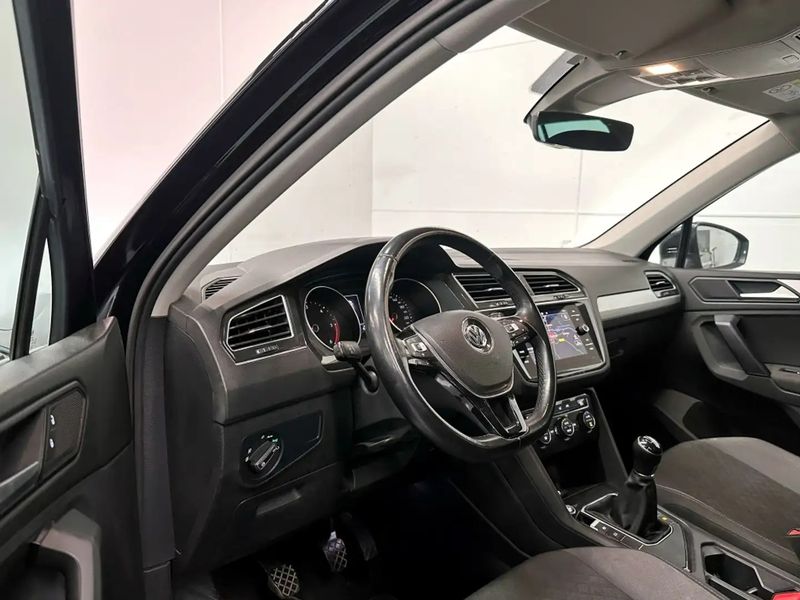Volkswagen Tiguan • 2020 • 98,000 km 3