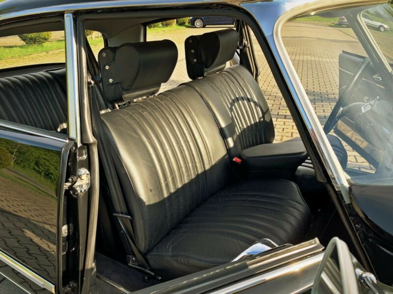 Citroën DS3 • 1968 • 90,786 km 3