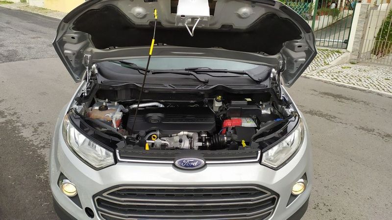 Ford Escort • 2016 • 60,000 km 4