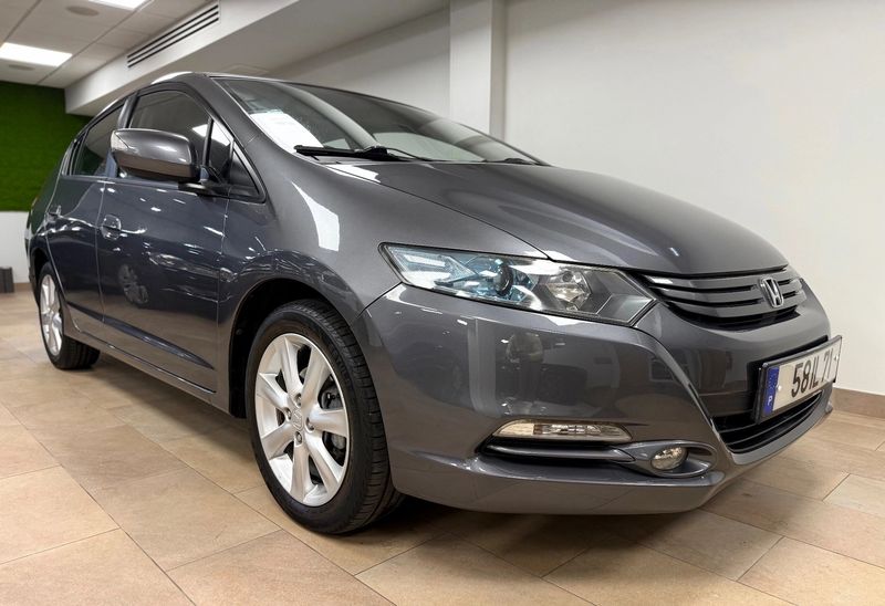 Honda Insight • 2009 • 144,912 km 1