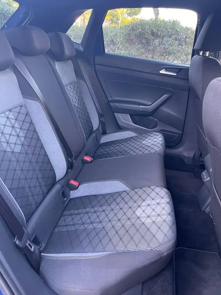 Volkswagen Polo • 2023 • 18,327 km 14