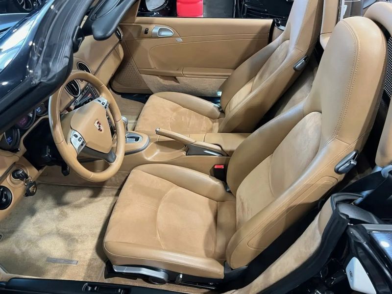 Porsche Boxster • 2008 • 67,000 km 3