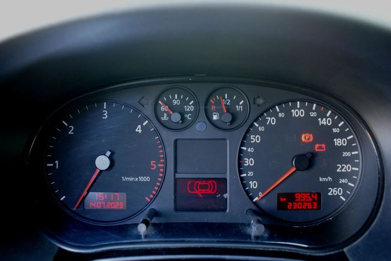 Audi A3 • 2001 • 230,263 km 9