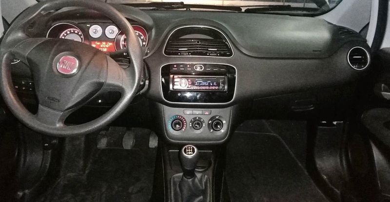 Fiat Punto • 2015 • 150,000 km 4