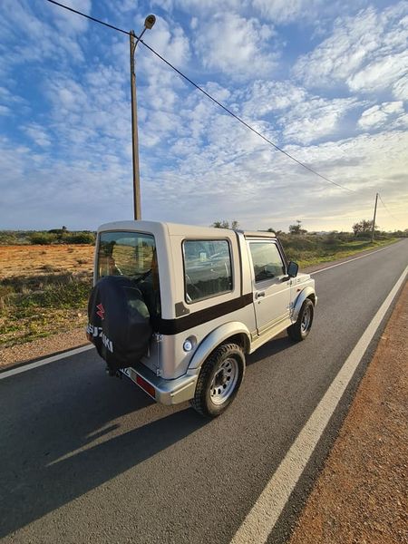 Suzuki Samurai • 1999 • 120,000 km 6