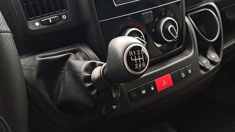 Fiat Ducato • 2020 • 9,996 km 33