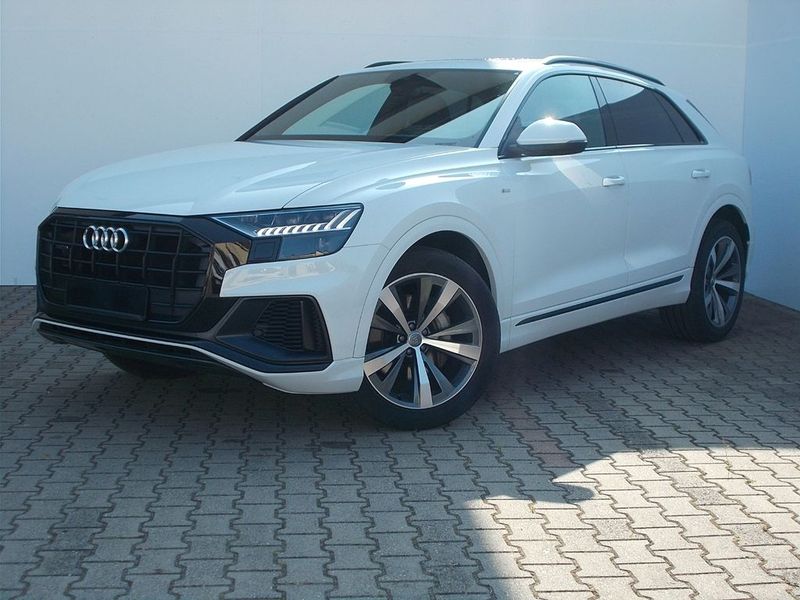 Audi Q8 • 2018 • 39,500 km 1