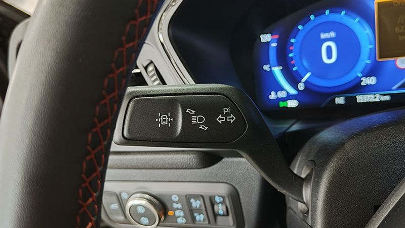 Ford Kuga • 2023 • 15,372 km 27