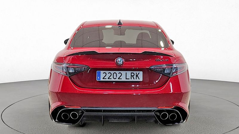 Alfa Romeo Giulia • 2021 • 39,000 km 22