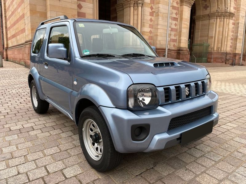 Suzuki Jimny • 2013 • 38,000 km 1