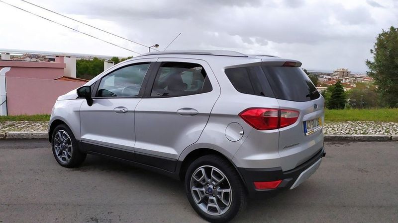 Ford Escort • 2016 • 60,000 km 3