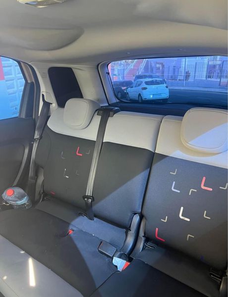 Fiat 500L • 2015 • 95,000 km 3