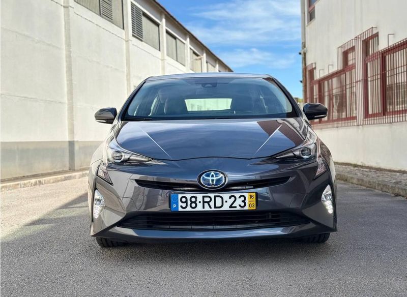 Toyota Prius • 2016 • 110,000 km 4