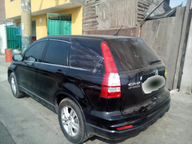 Honda CR-V • 2011 • 78,000 km 4