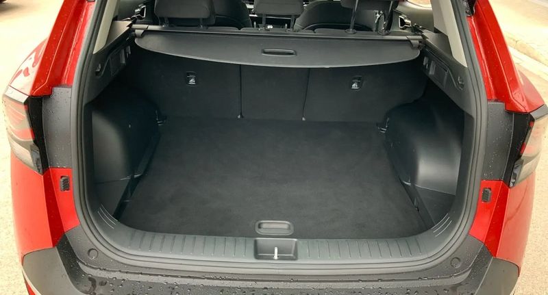 Kia Sportage • 2023 • 37,500 km 11