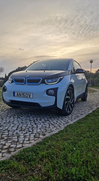 BMW i3 • 2017 • 105,000 km 4