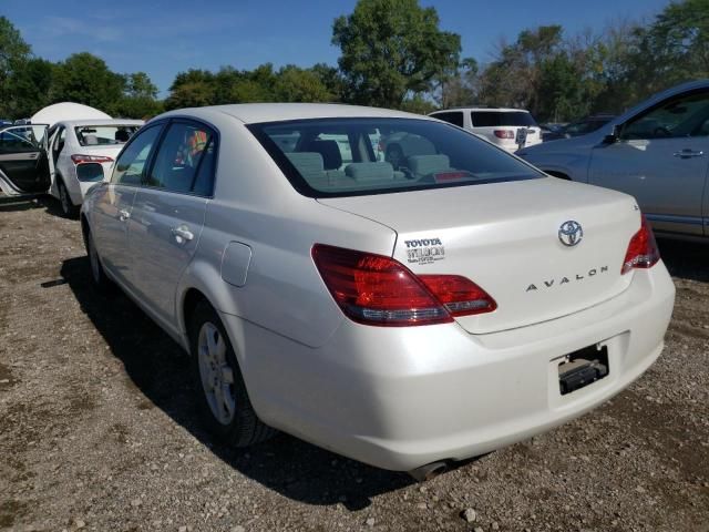 Toyota Avalon • 2008 • 12 km 3