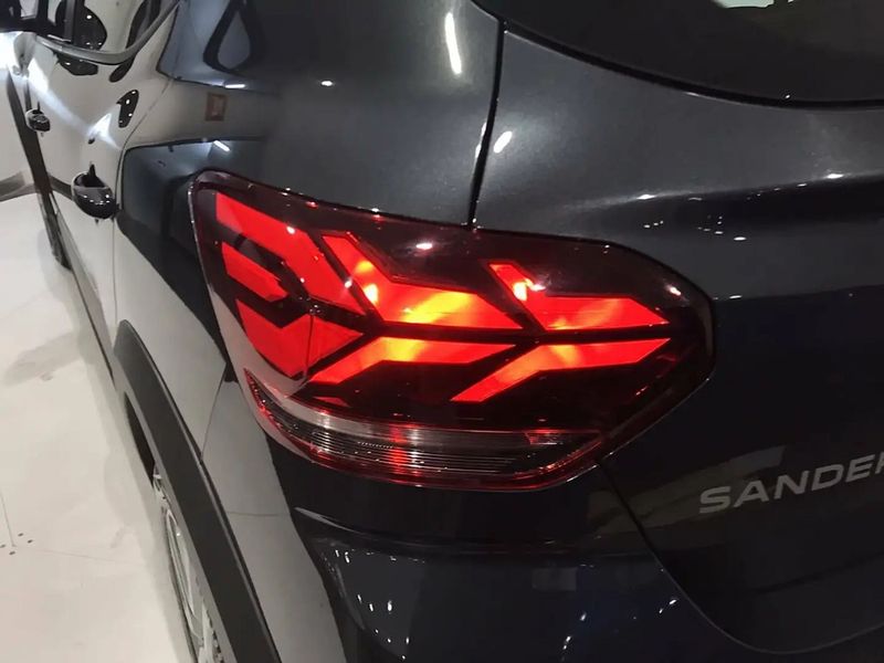 Dacia Sandero • 2023 • 26,310 km 12