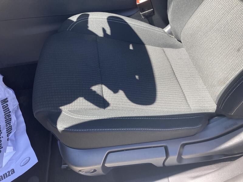 Nissan Qashqai • 2023 • 21,557 km 24