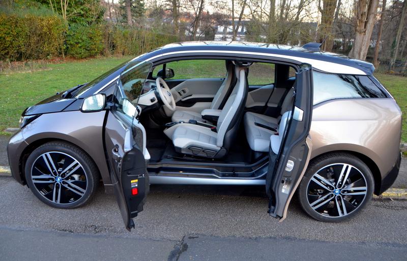 BMW i3 • 2021 • 325 km 1