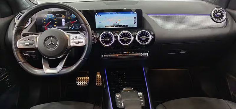 Mercedes-Benz 200 - 300 • 2021 • 34,237 km 4