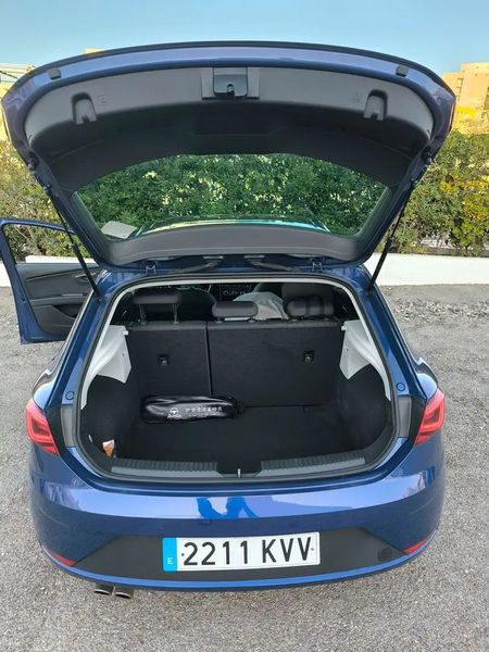 Seat Leon • 2019 • 76,000 km 15