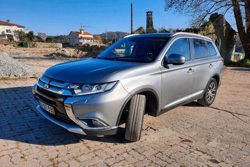 Mitsubishi Outlander • 2016 • 130,000 km 3