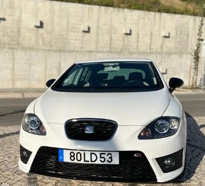 Seat Leon • 2010 • 253,200 km 1