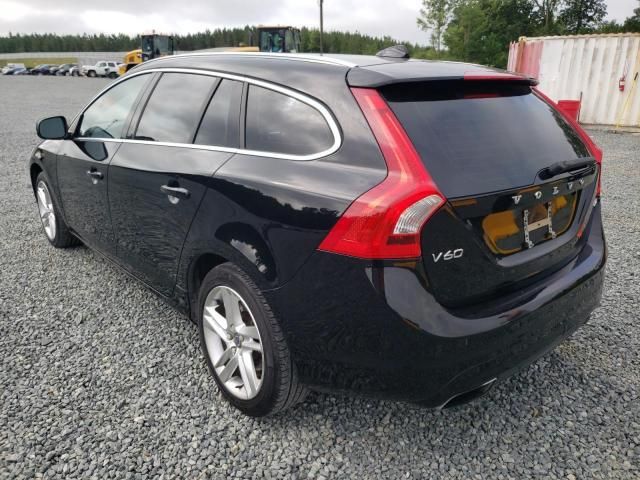 Volvo V60 • 2015 • 10,000 mi 3