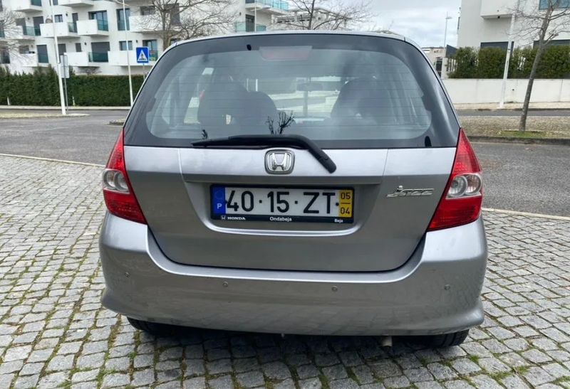 Honda Jazz • 2005 • 108,500 km 2