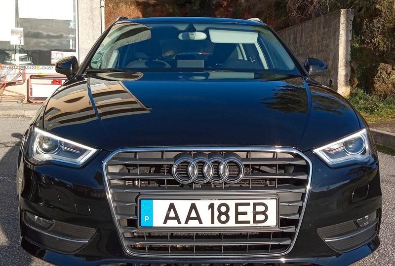Audi A3 • 2015 • 90,000 km 1
