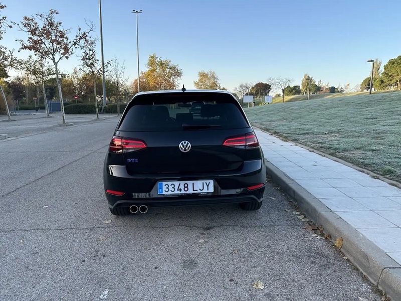 Volkswagen Golf • 2020 • 99,000 km 5